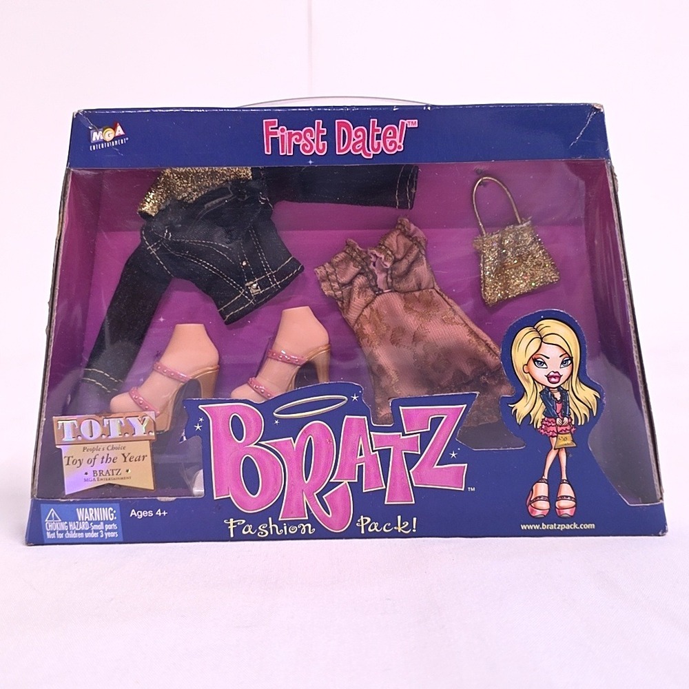 Bratz Fashion Pack First Date Girl NIB Mauve Gold Denim 2003 MGA Y2K Glam Retro